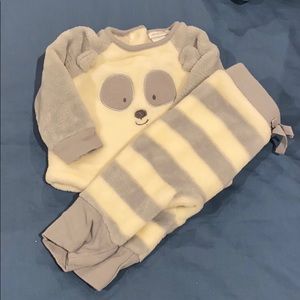 Cutest softest little bear sweater outfit!